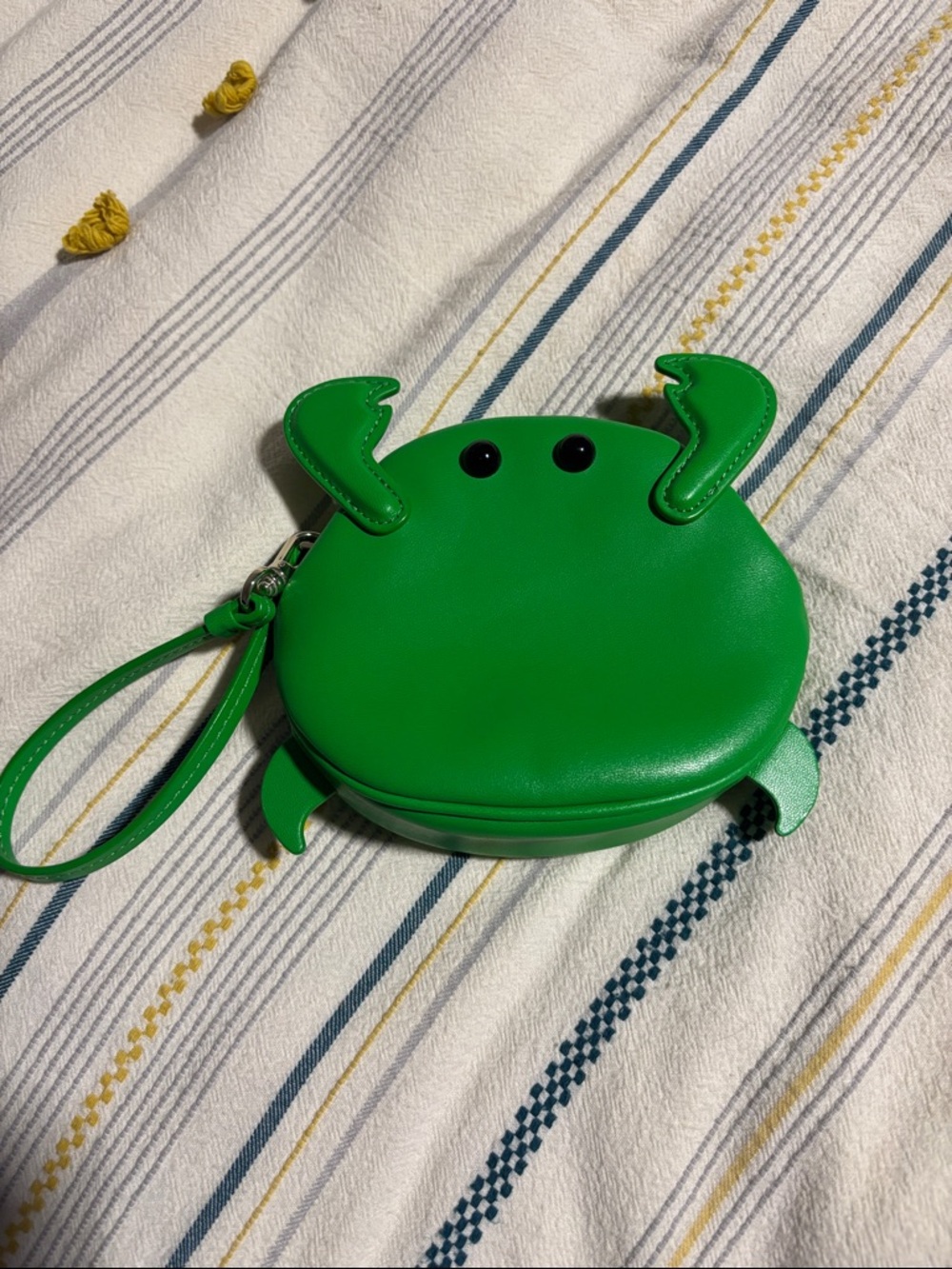 kate spade Shelly Crab Wristlet